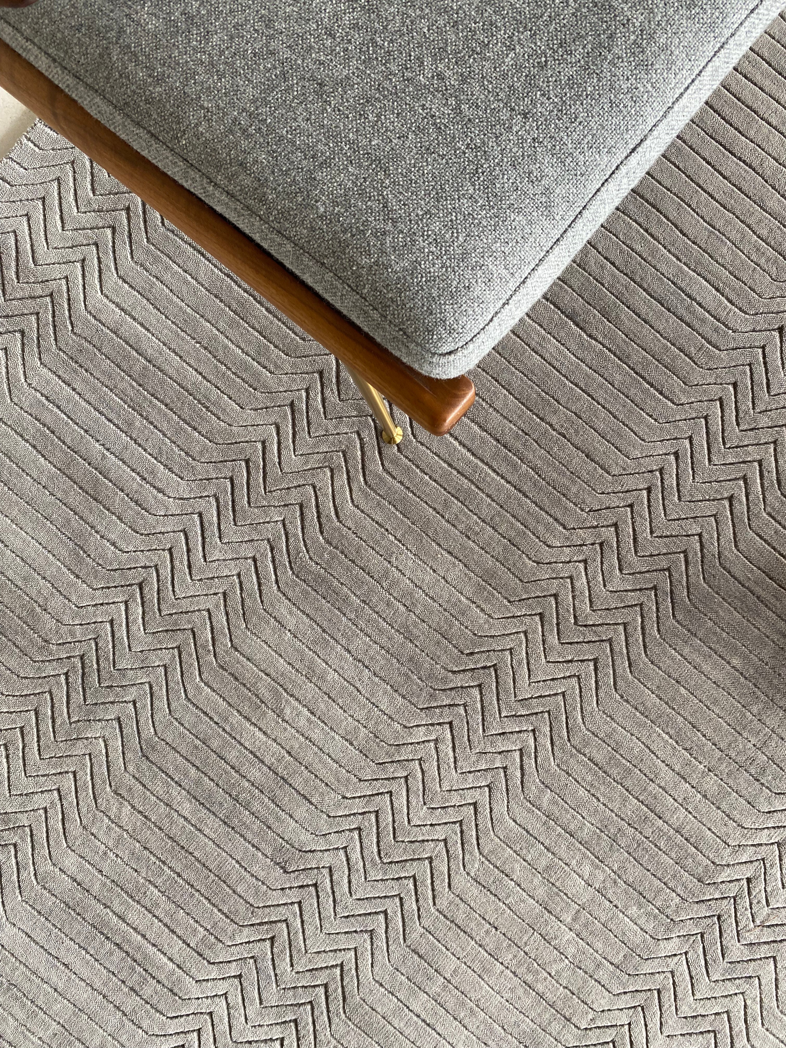 Detalle del tejido de la alfombra Andes Grey de lana